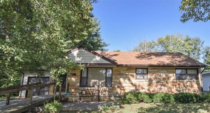 411 North Hillsdale Drive